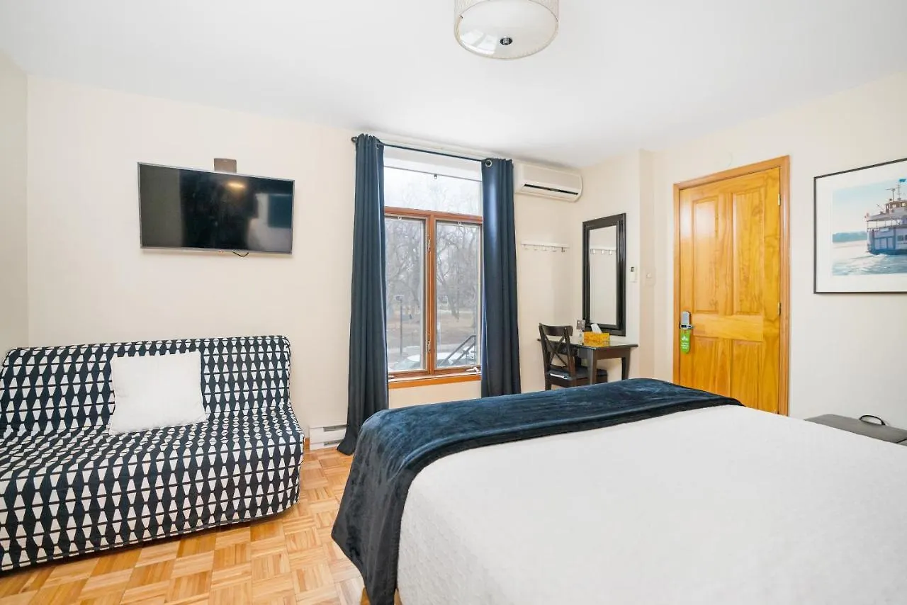 ****  Accueil Chez Francois Bed & Breakfast Montreal Canada